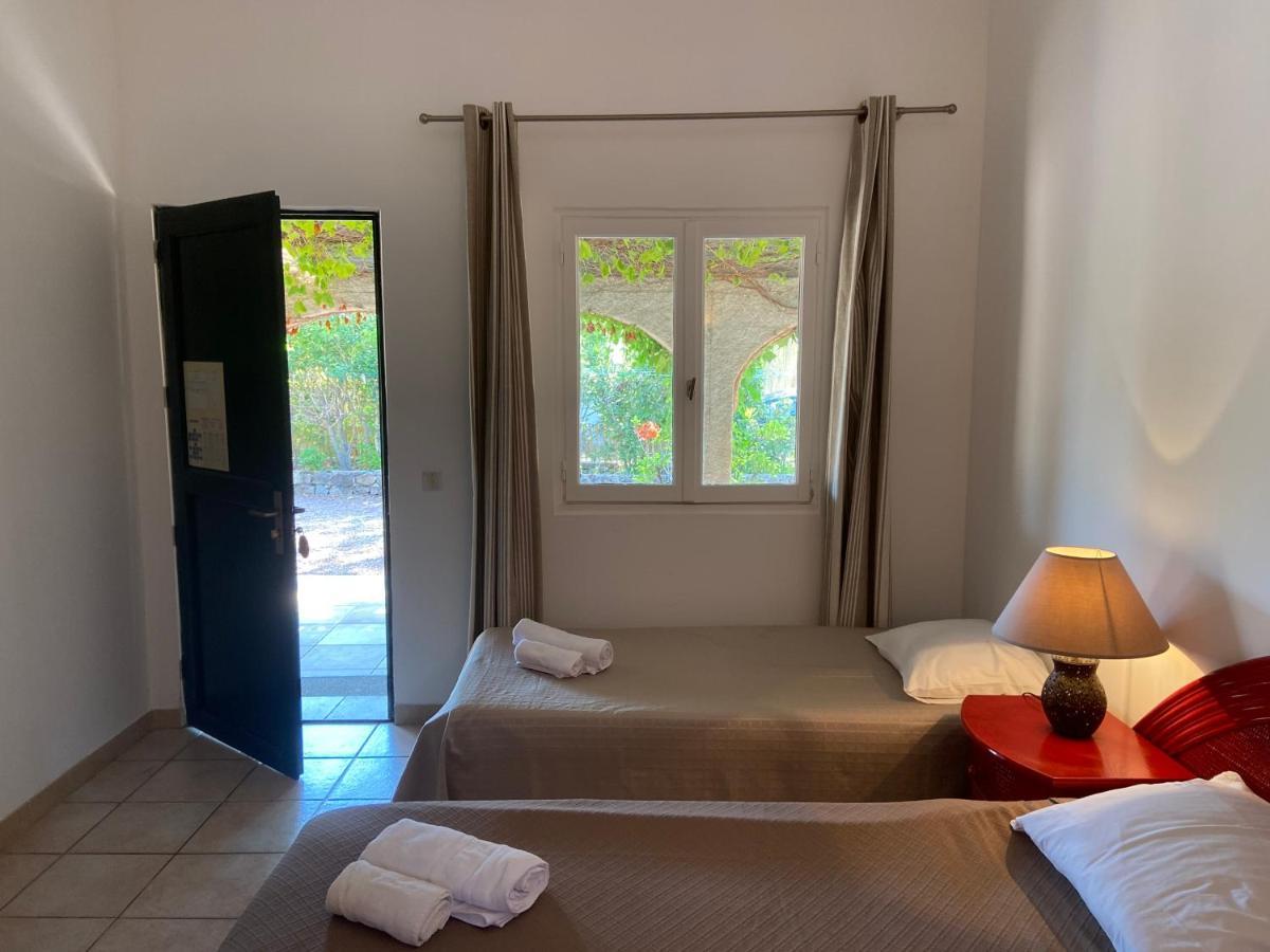 Les Lodges De La Plage U Dragulinu Sari-Solenzara Buitenkant foto