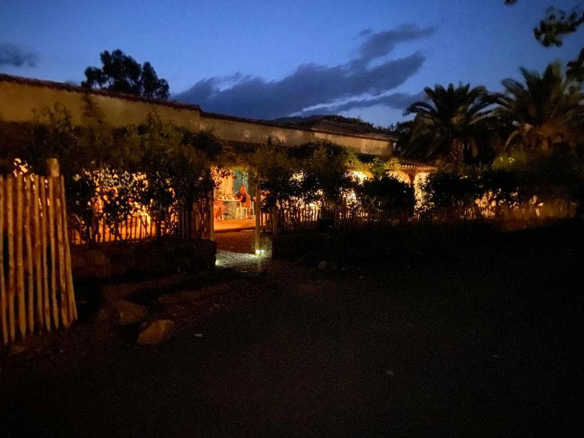 Les Lodges De La Plage U Dragulinu Sari-Solenzara Buitenkant foto